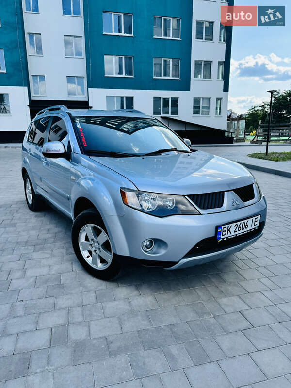 Mitsubishi Outlander 2006