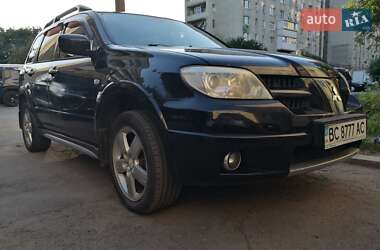 Внедорожник / Кроссовер Mitsubishi Outlander 2007 в 