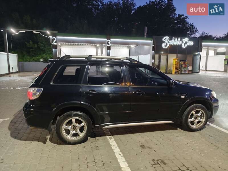 Позашляховик / Кросовер Mitsubishi Outlander 2007 в Харкові