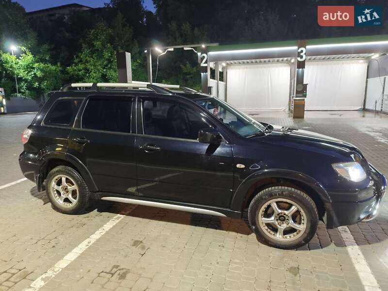 Позашляховик / Кросовер Mitsubishi Outlander 2007 в Харкові