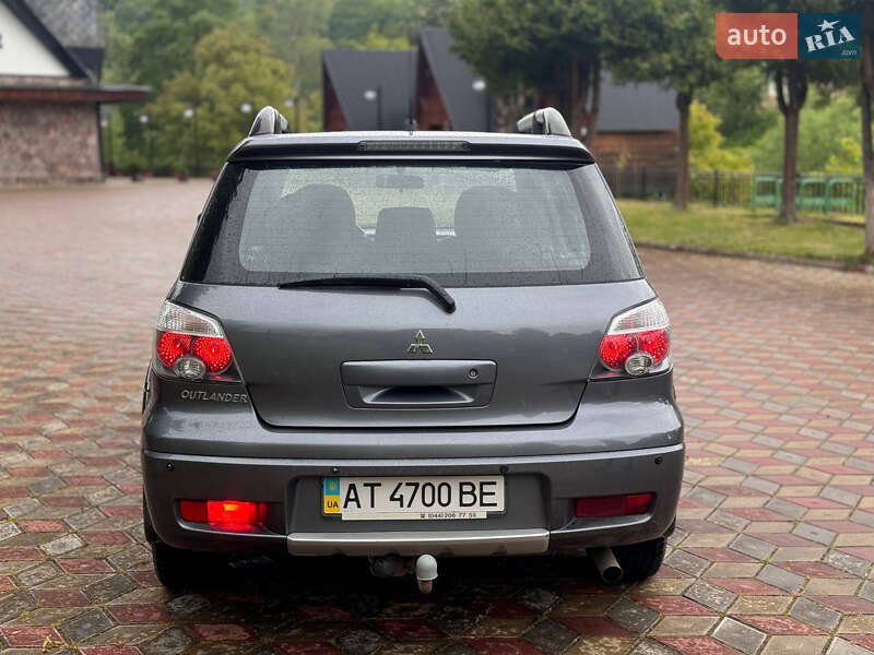 Позашляховик / Кросовер Mitsubishi Outlander 2008 в Косові фото 4 Позашляховик / Кросовер Mitsubishi Outlander 2008 в Косові