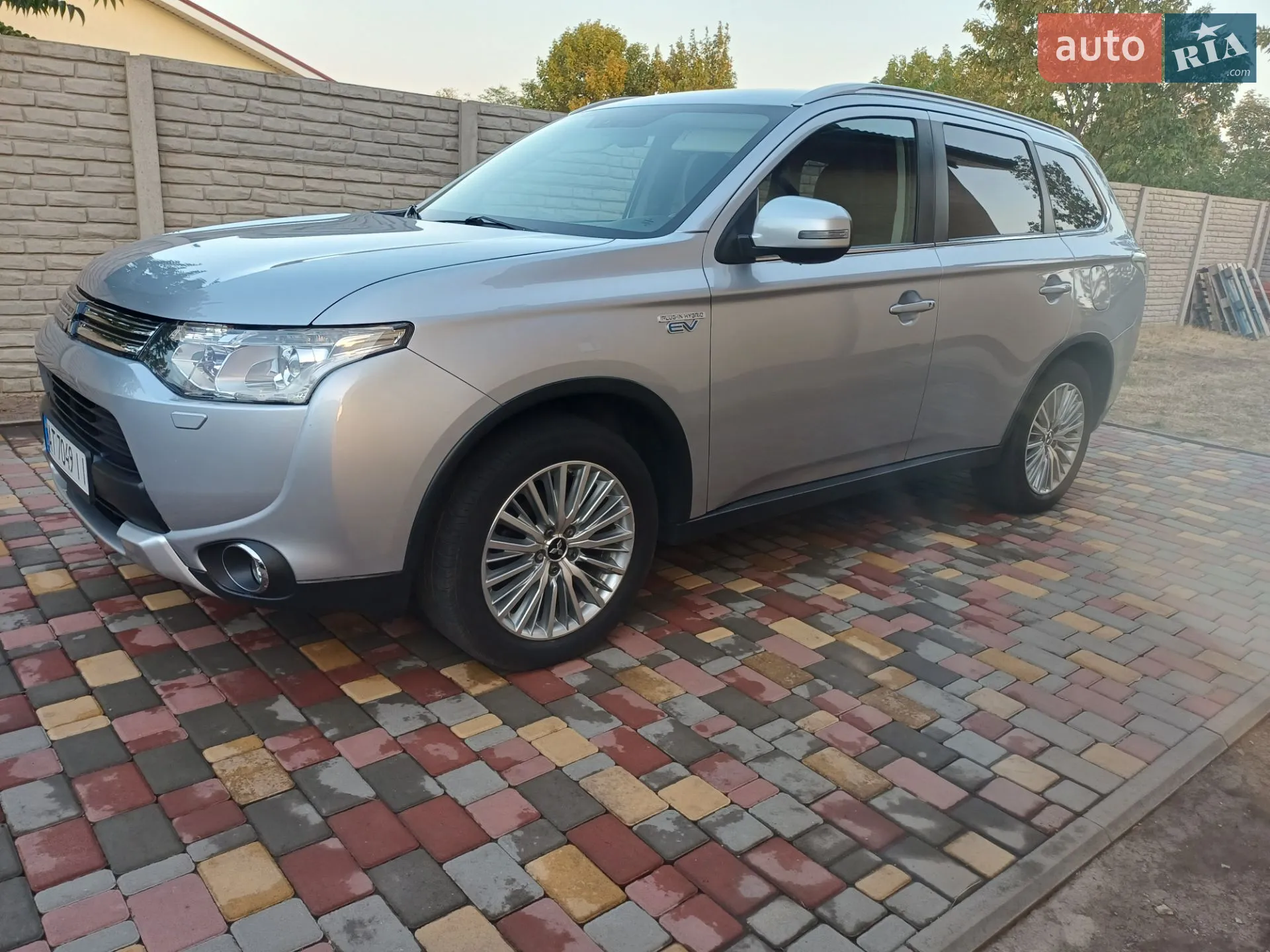 2015 Mitsubishi Outlander - мініатюра 4