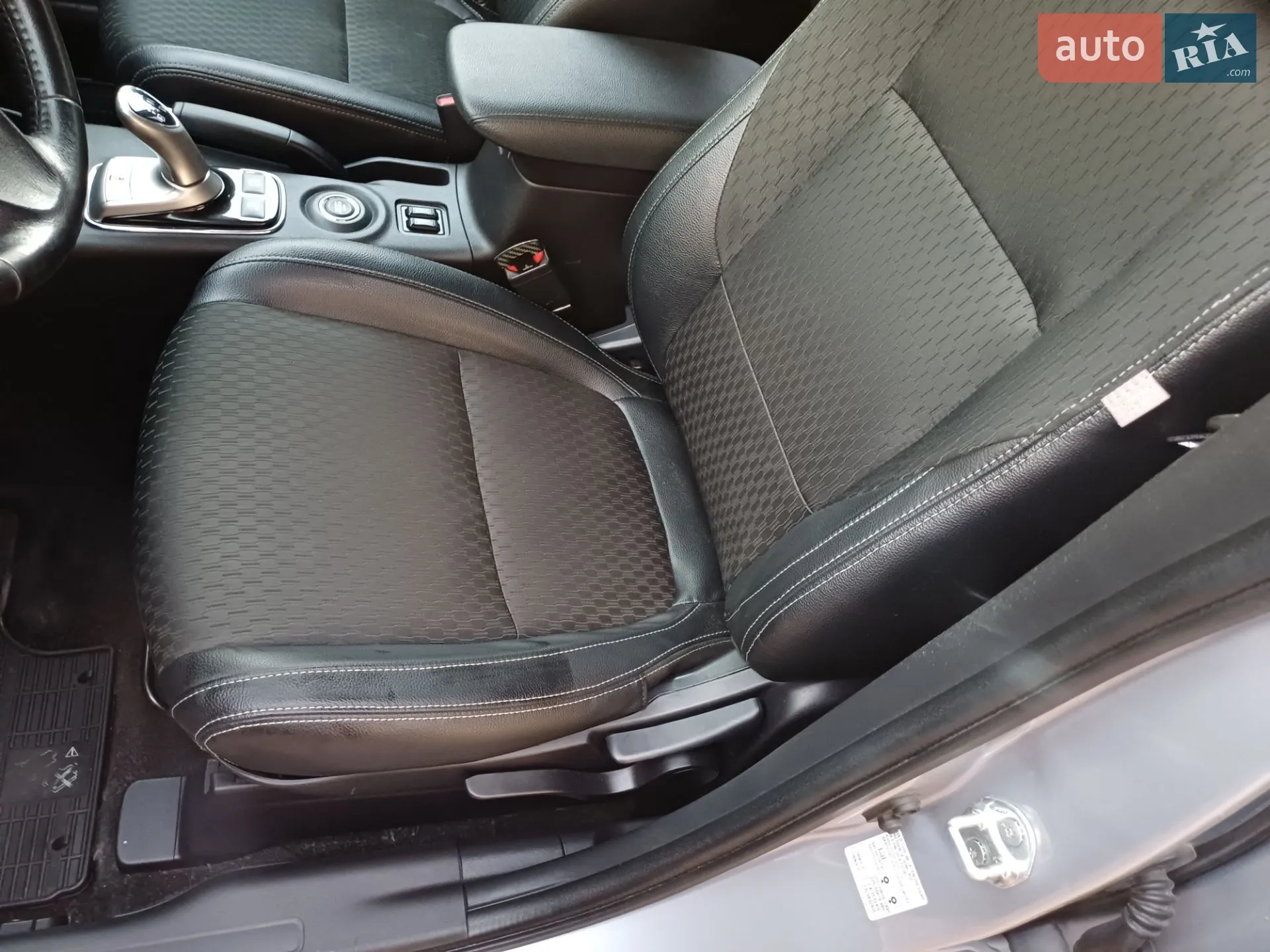 2015 Mitsubishi Outlander - мініатюра 10