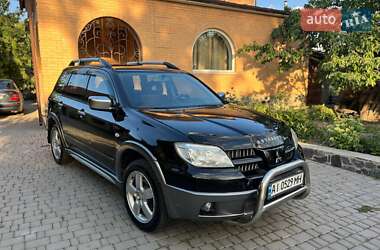 Позашляховик / Кросовер Mitsubishi Outlander 2005 в Лисянці