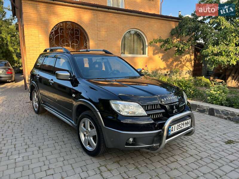 Mitsubishi Outlander 2005