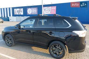 Позашляховик / Кросовер Mitsubishi Outlander 2013 в Нетішині