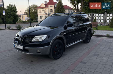 Внедорожник / Кроссовер Mitsubishi Outlander 2005 в Городенке