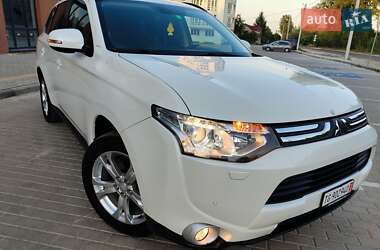 Внедорожник / Кроссовер Mitsubishi Outlander 2013 в Львове