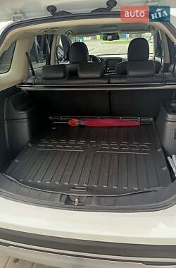 Позашляховик / Кросовер Mitsubishi Outlander 2021 в Житомирі