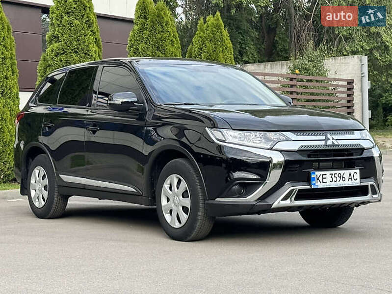 Mitsubishi Outlander 2019