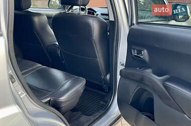 Внедорожник / Кроссовер Mitsubishi Outlander 2008 в 