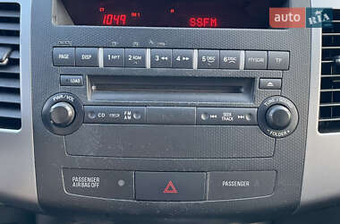 Внедорожник / Кроссовер Mitsubishi Outlander 2008 в 