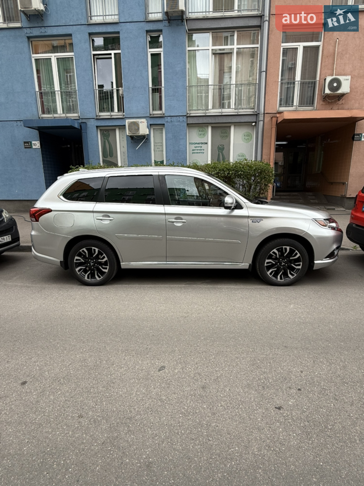 2018 Mitsubishi Outlander - мініатюра 8