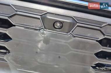 Внедорожник / Кроссовер Mitsubishi Outlander 2022 в 
