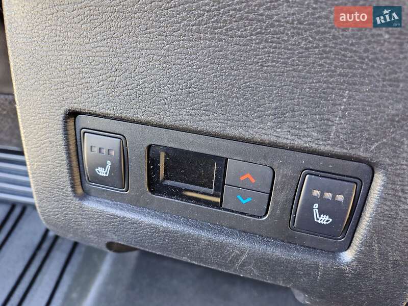 Позашляховик / Кросовер Mitsubishi Outlander 2022 в Дніпрі