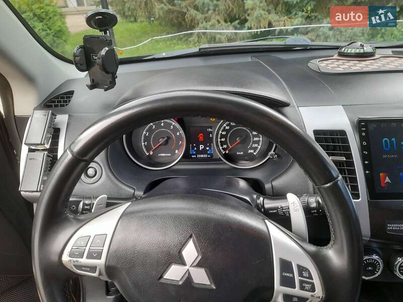 Внедорожник / Кроссовер Mitsubishi Outlander 2009 в Бучаче