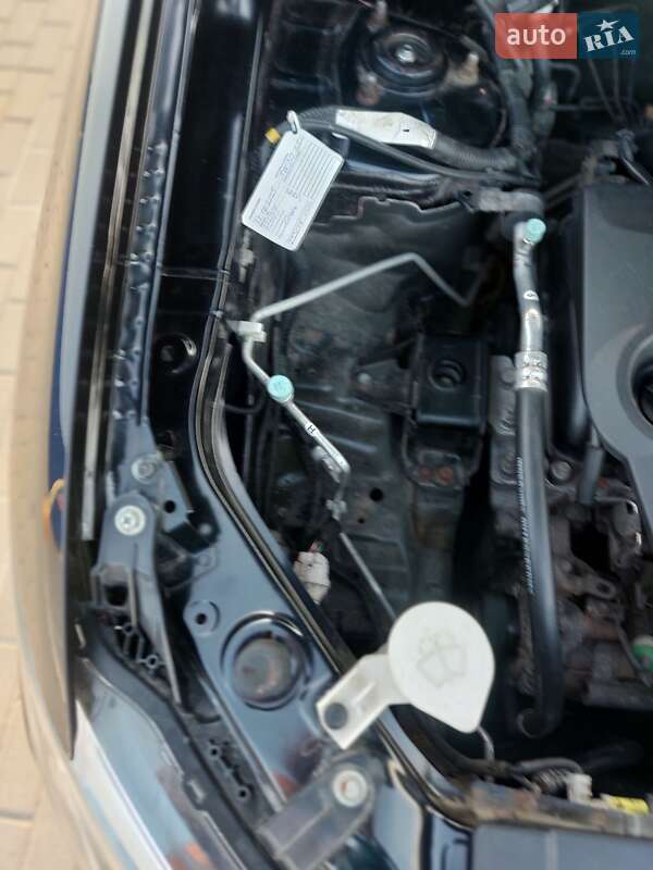 Позашляховик / Кросовер Mitsubishi Outlander 2012 в Нетішині