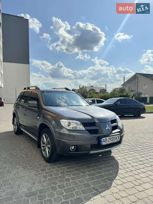 Внедорожник / Кроссовер Mitsubishi Outlander 2006 в Виннице