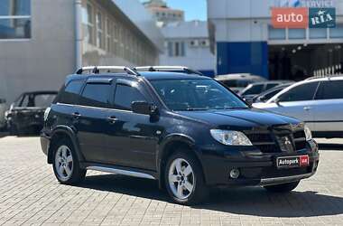 Внедорожник / Кроссовер Mitsubishi Outlander 2006 в 