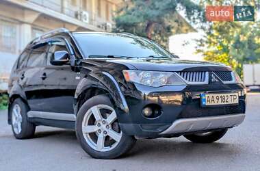 Позашляховик / Кросовер Mitsubishi Outlander 2007 в Києві