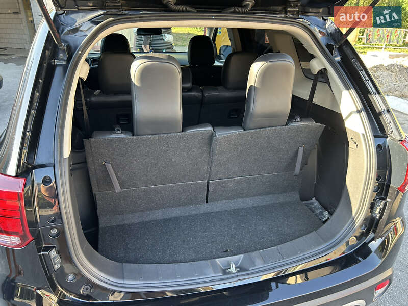 Позашляховик / Кросовер Mitsubishi Outlander 2019 в Харкові