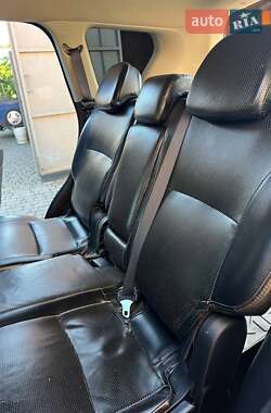 Внедорожник / Кроссовер Mitsubishi Outlander 2007 в 