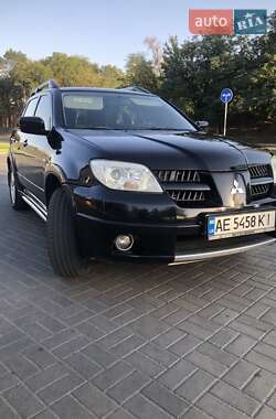Внедорожник / Кроссовер Mitsubishi Outlander 2005 в Днепре