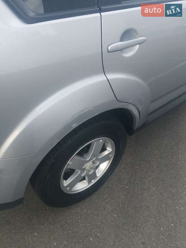 Внедорожник / Кроссовер Mitsubishi Outlander 2012 в Киеве