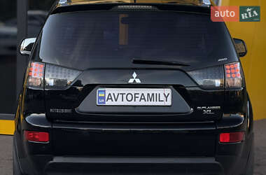 Внедорожник / Кроссовер Mitsubishi Outlander 2008 в 