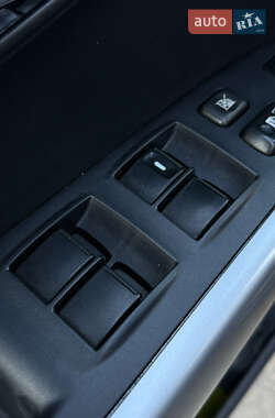 Внедорожник / Кроссовер Mitsubishi Outlander 2008 в 