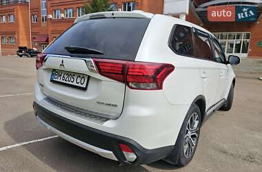 Позашляховик / Кросовер Mitsubishi Outlander 2015 в Сумах