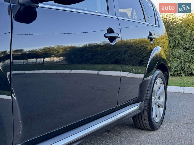 Внедорожник / Кроссовер Mitsubishi Outlander 2010 в Полтаве