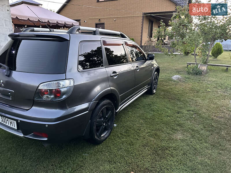 Внедорожник / Кроссовер Mitsubishi Outlander 2008 в Десне