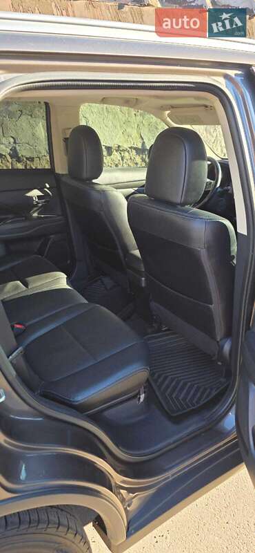 Внедорожник / Кроссовер Mitsubishi Outlander 2017 в Белой Церкви