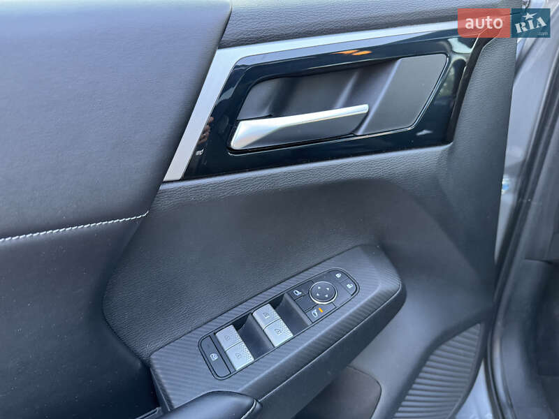 Внедорожник / Кроссовер Mitsubishi Outlander 2021 в Кривом Роге