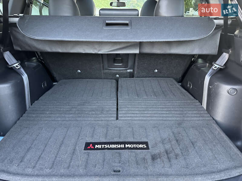 Внедорожник / Кроссовер Mitsubishi Outlander 2021 в Кривом Роге