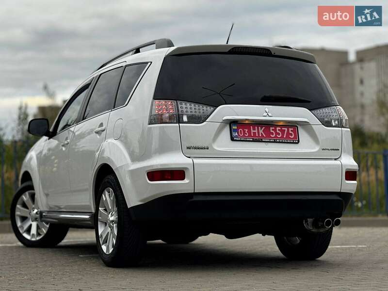 Внедорожник / Кроссовер Mitsubishi Outlander 2011 в Дрогобыче