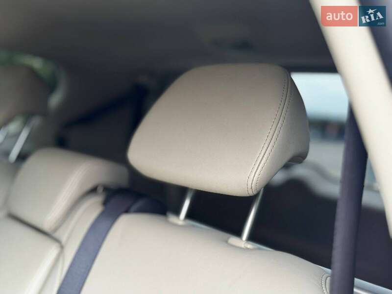 Внедорожник / Кроссовер Mitsubishi Outlander 2011 в Дрогобыче