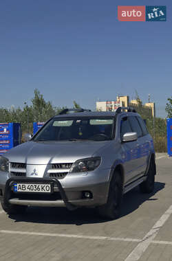 Позашляховик / Кросовер Mitsubishi Outlander 2004 в Вінниці