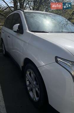 Внедорожник / Кроссовер Mitsubishi Outlander 2013 в Киеве