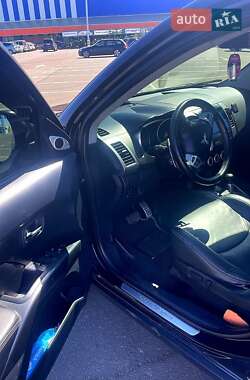 Внедорожник / Кроссовер Mitsubishi Outlander 2007 в 