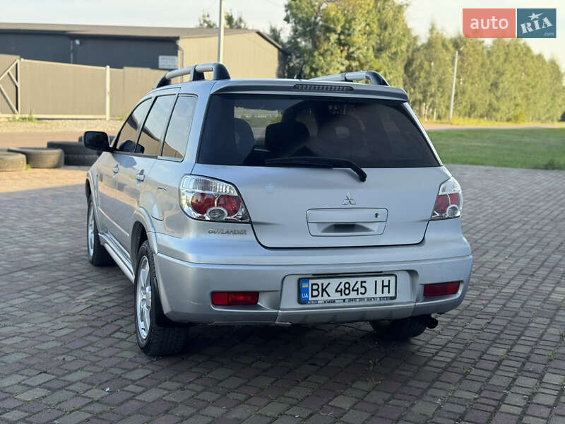 Внедорожник / Кроссовер Mitsubishi Outlander 2007 в Ровно