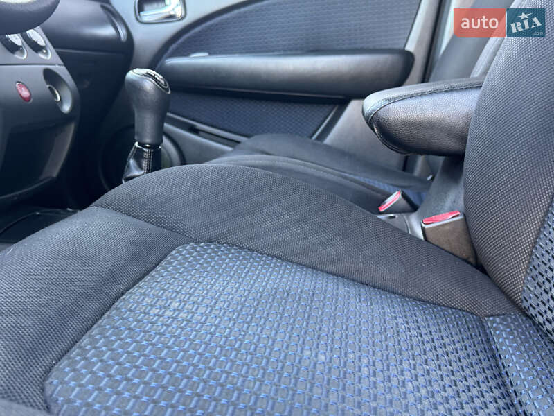 Внедорожник / Кроссовер Mitsubishi Outlander 2007 в Ровно