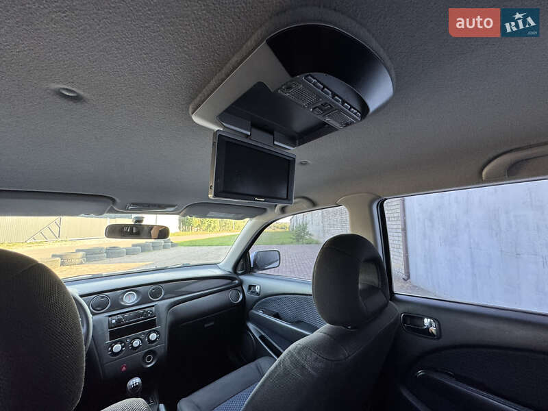 Внедорожник / Кроссовер Mitsubishi Outlander 2007 в Ровно
