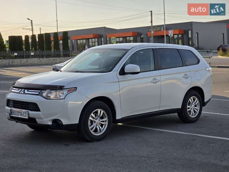 Позашляховик / Кросовер Mitsubishi Outlander 2013 в Тернополі фото 5 Позашляховик / Кросовер Mitsubishi Outlander 2013 в Тернополі