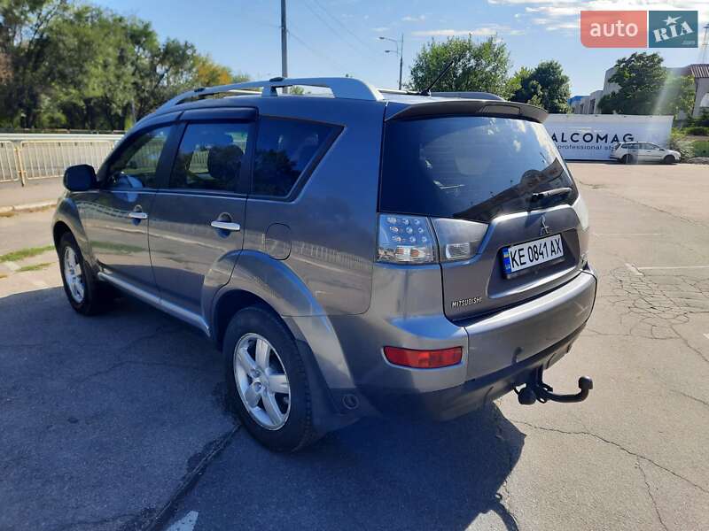 Позашляховик / Кросовер Mitsubishi Outlander 2008 в Дніпрі