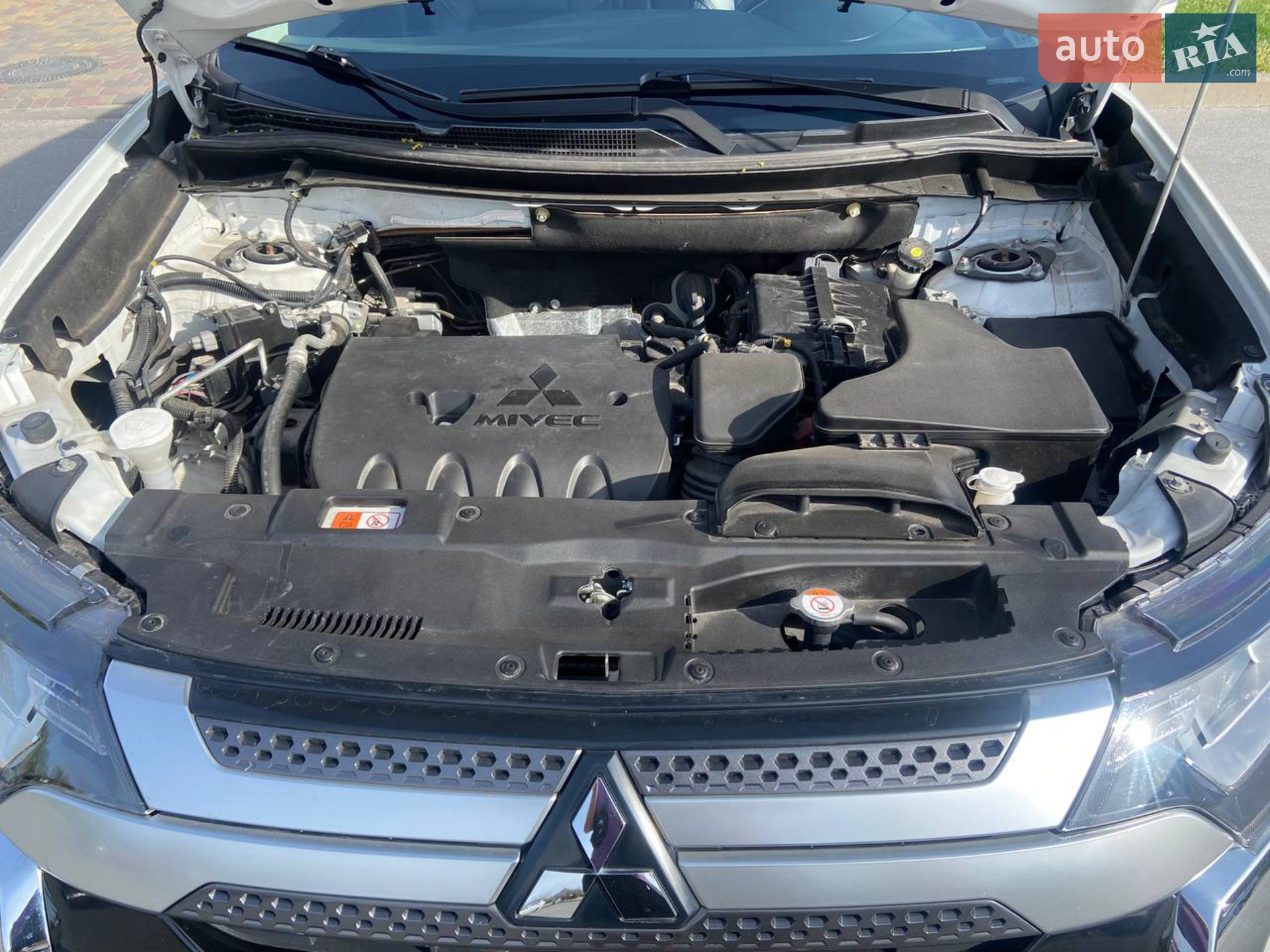 2020 Mitsubishi Outlander - мініатюра 11