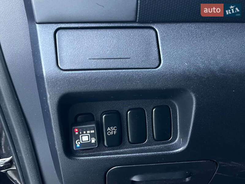 Позашляховик / Кросовер Mitsubishi Outlander 2007 в Львові