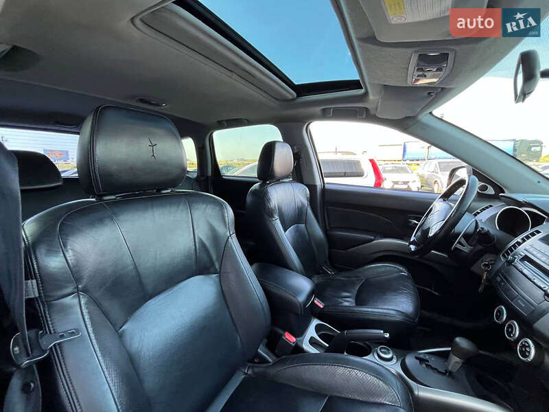 Позашляховик / Кросовер Mitsubishi Outlander 2007 в Львові