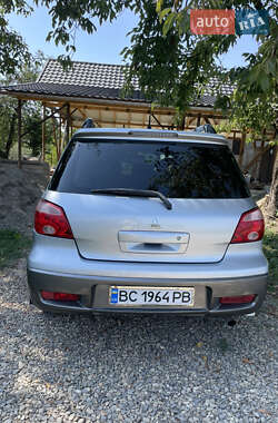 Внедорожник / Кроссовер Mitsubishi Outlander 2005 в 